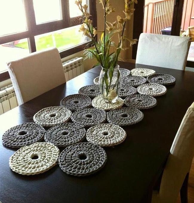 Caminhos de mesa redondos 2 Modelos mais altos.
