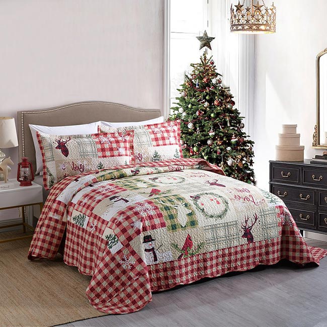 cama decorada para natal Colcha de cama decorada para o natal.