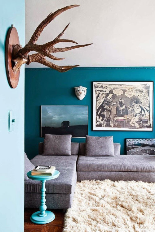 parede azul sala Diferentes tons de azul na sala (marinho e claro)