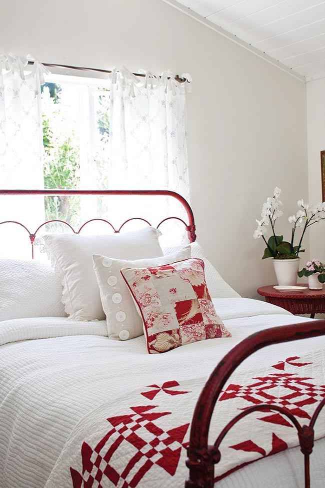 vermelho e branco Decoração branco e vermelho para camas.