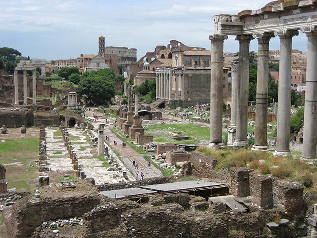 Na Italia 5 Ruínas romanas antigas na Itália.