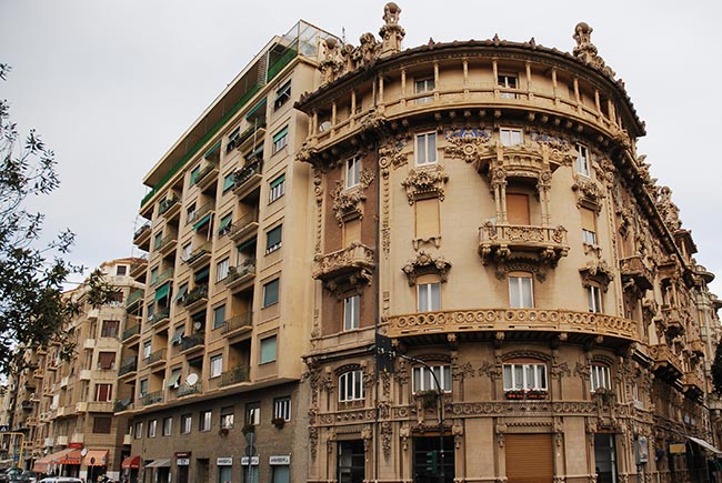 Na Italia Arquitetura barroca italiana.