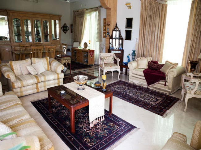 decoracao indiana Inspiração de decoração estilo indiano para sala de estar grande.