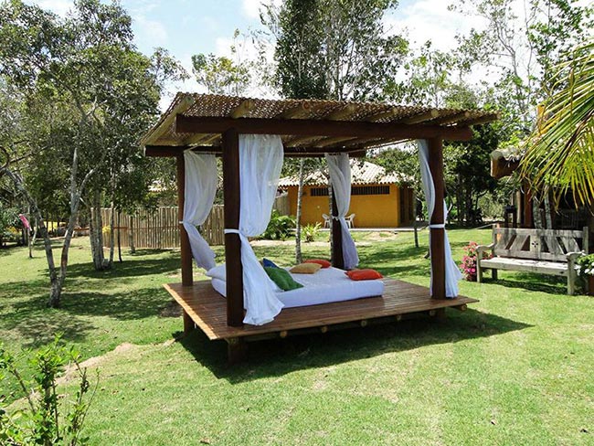 Inspiracao no Jardim 4 Modelo com cortinas.
