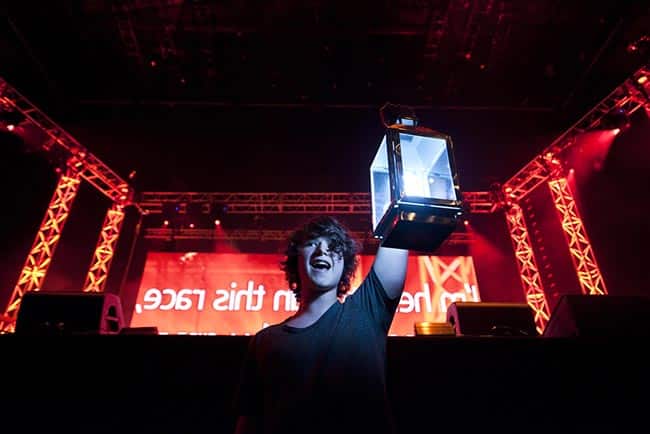 com LED com LED